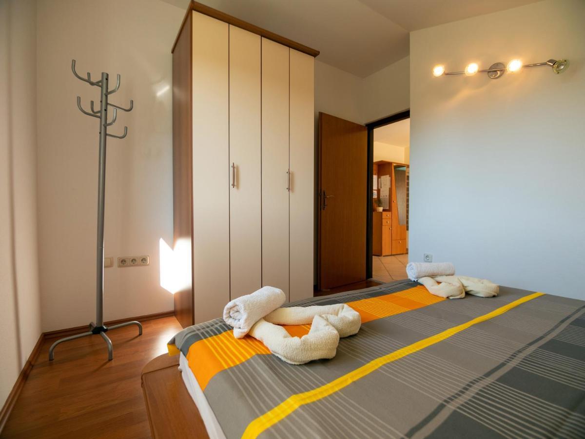 Apartments Rezek Supetarska Draga Exterior photo